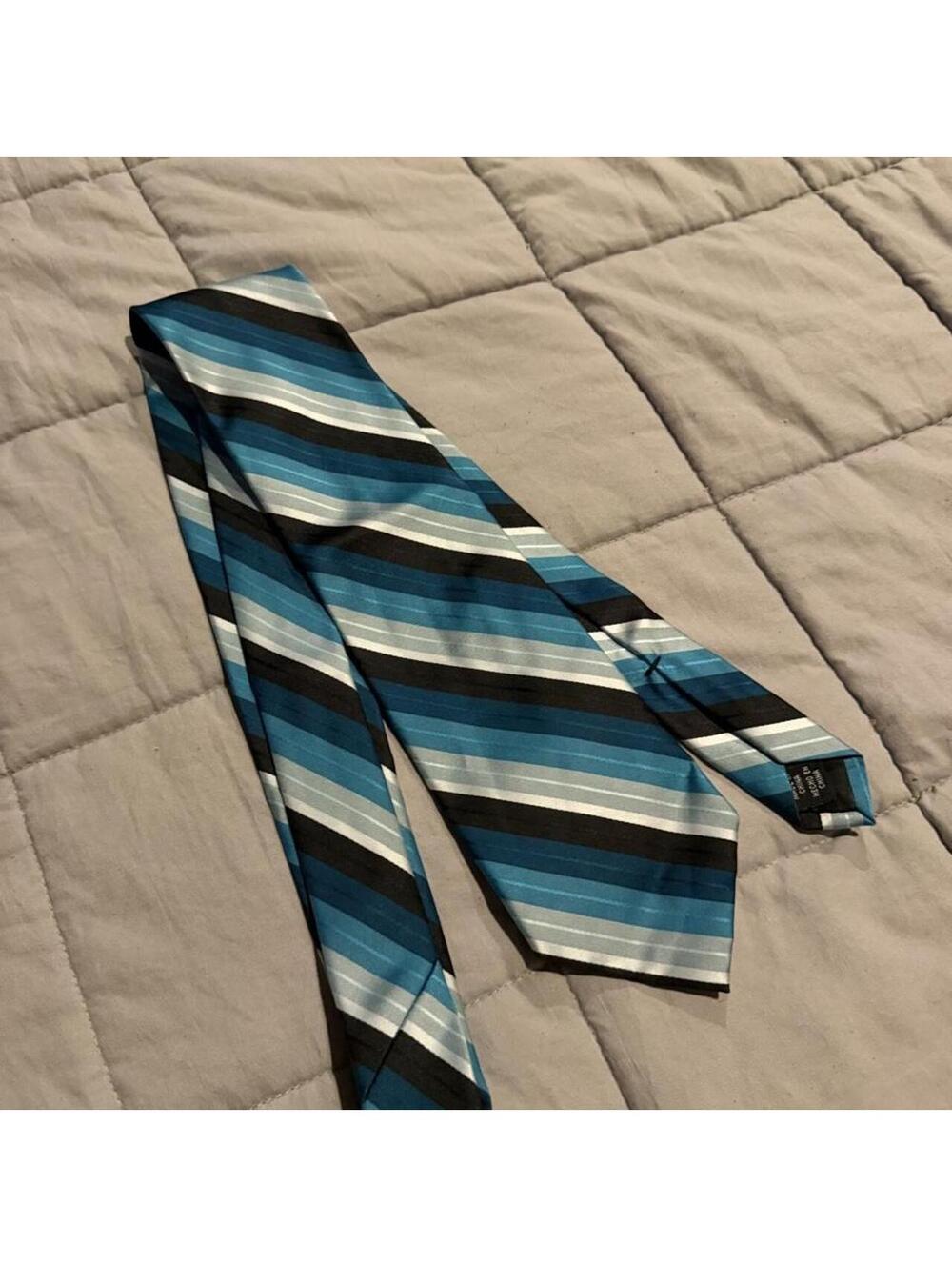 Essante Blue Black and Gray Striped Necktie